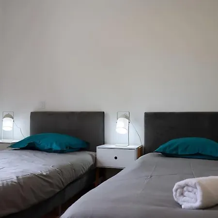 Le Jardin Elegant & Cosy, Pour 6 Personnes, Animaux Admis アパート *