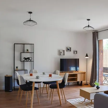 アパート Le Jardin Elegant & Cosy, Pour 6 Personnes, Animaux Admis ビスカロッス