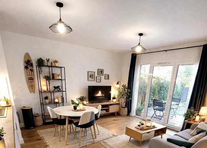 Lejlighed Le Jardin Elegant & Cosy, Pour 6 Personnes, Animaux Admis *